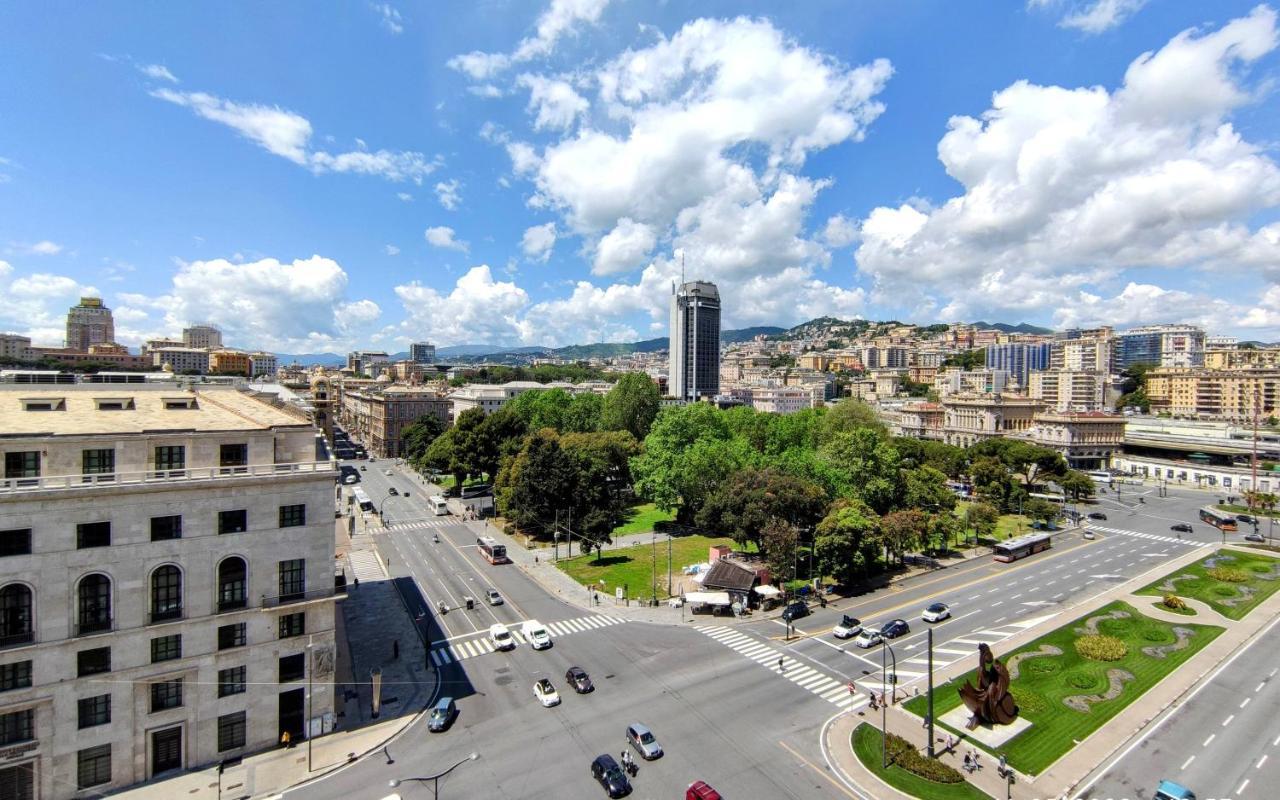 Ferienwohnung Attico Luxury Con Parcheggio E Terrazza Vista Mozzafiato Genua Exterior foto