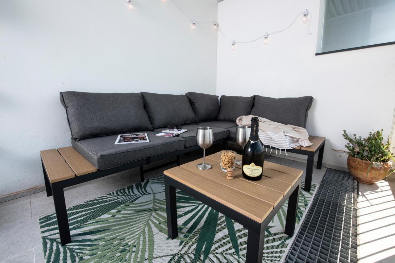 Ferienwohnung Attico Luxury Con Parcheggio E Terrazza Vista Mozzafiato Genua Exterior foto