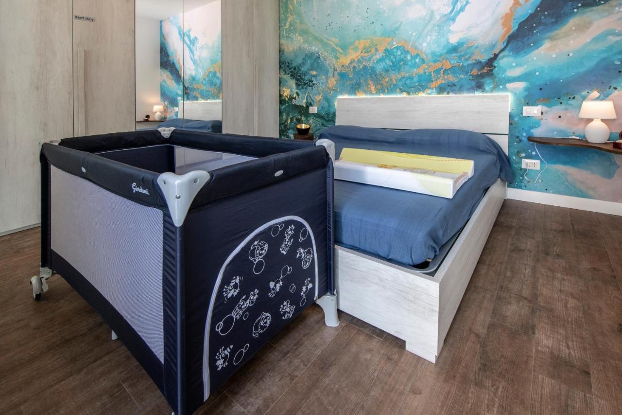 Ferienwohnung Attico Luxury Con Parcheggio E Terrazza Vista Mozzafiato Genua Exterior foto