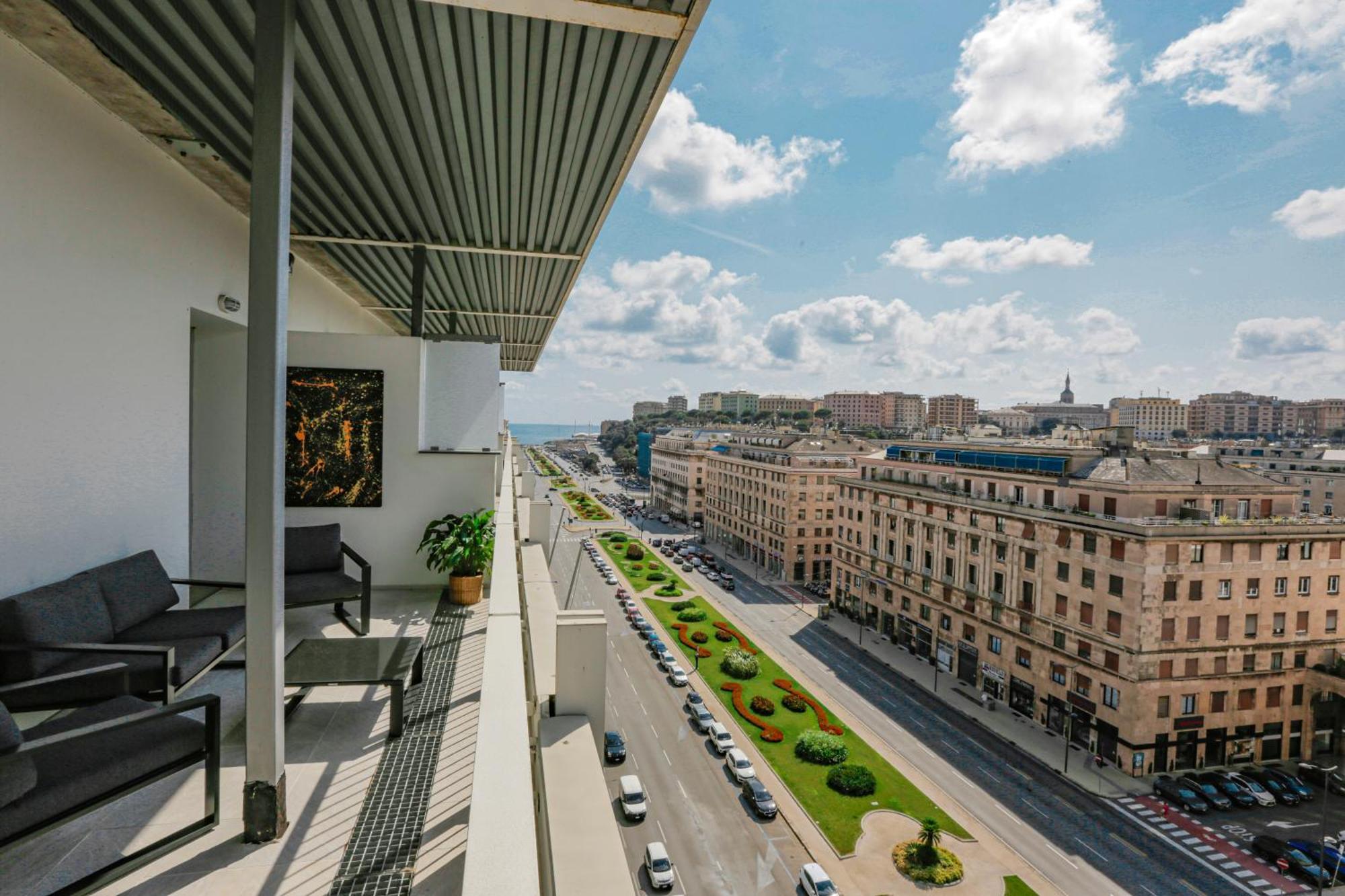 Ferienwohnung Attico Luxury Con Parcheggio E Terrazza Vista Mozzafiato Genua Zimmer foto