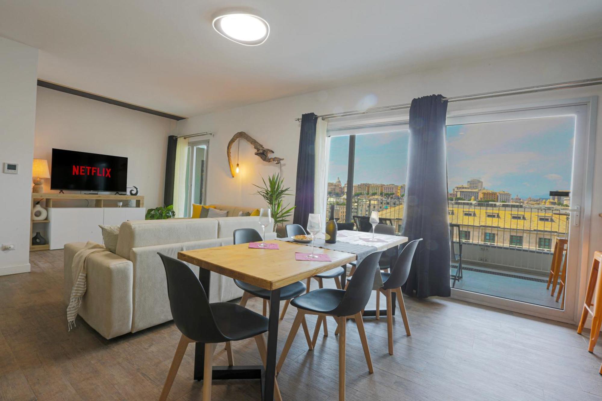Ferienwohnung Attico Luxury Con Parcheggio E Terrazza Vista Mozzafiato Genua Zimmer foto